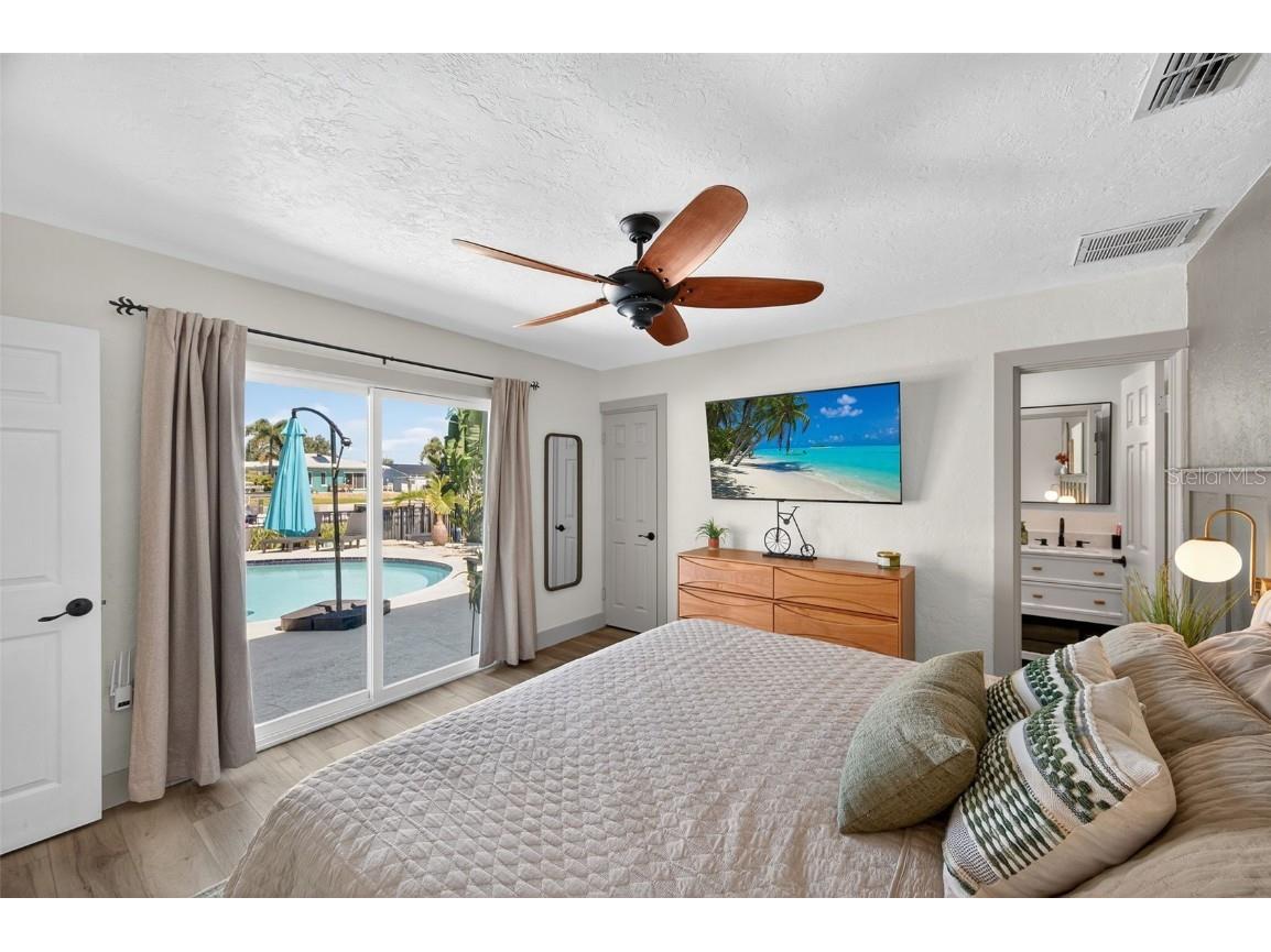 513 Dolphin Avenue SE Saint Petersburg FL 33705 TB8450798 image26