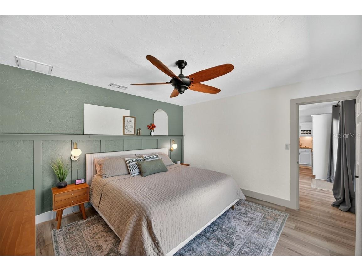 513 Dolphin Avenue SE Saint Petersburg FL 33705 TB8450798 image27