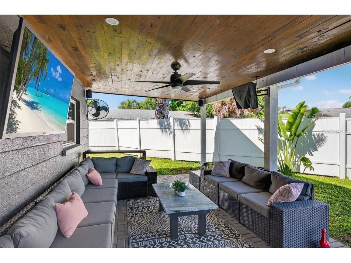 513 Dolphin Avenue SE Saint Petersburg FL 33705 TB8450798 image36