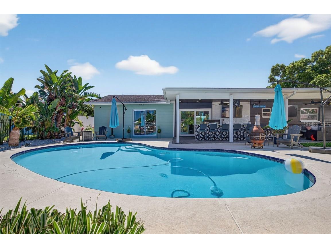 513 Dolphin Avenue SE Saint Petersburg FL 33705 TB8450798 image43