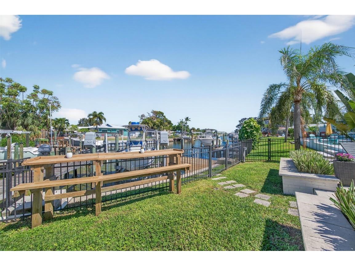 513 Dolphin Avenue SE Saint Petersburg FL 33705 TB8450798 image44