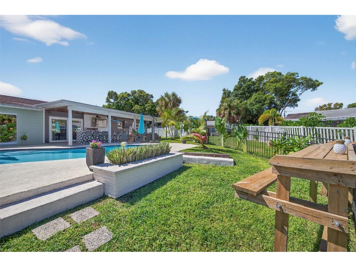 513 Dolphin Avenue SE Saint Petersburg FL 33705 TB8450798 image46