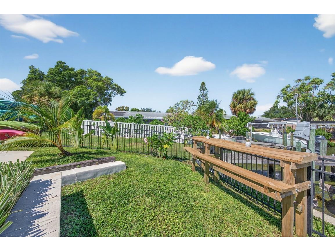 513 Dolphin Avenue SE Saint Petersburg FL 33705 TB8450798 image47