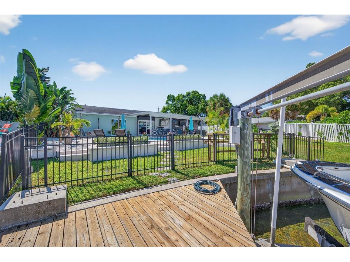 513 Dolphin Avenue SE Saint Petersburg FL 33705 TB8450798 image51