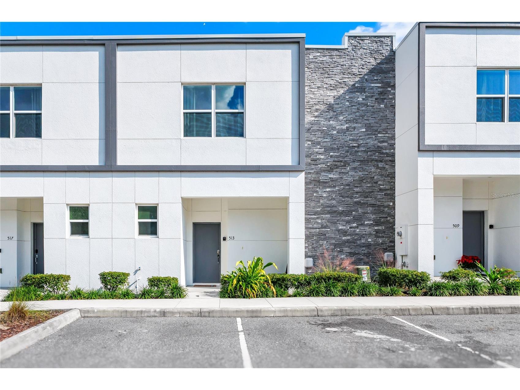 513 Famagusta Drive Davenport FL 33896 O6410655 image1