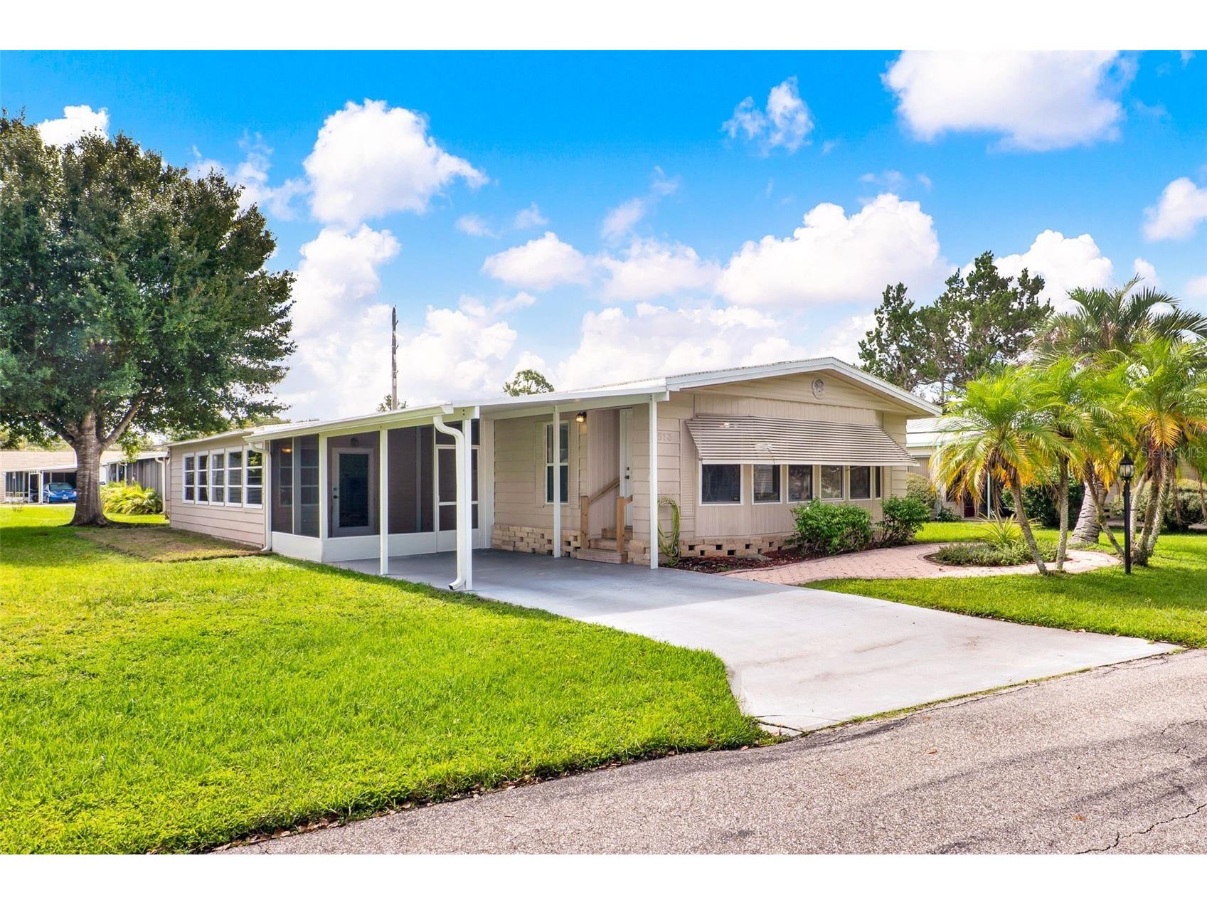 513 Flamingo Lane Osteen FL 32764 - Little Lake O6338687 image1