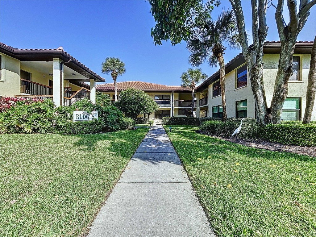 513 Hammock Pine Boulevard Clearwater FL 33761 TB8360076 image1