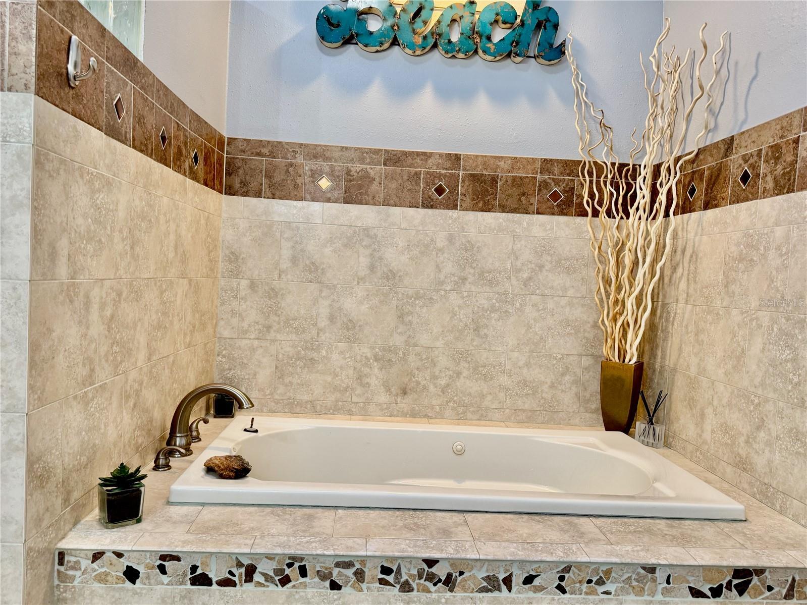 513 Haven Point Drive Treasure Island FL 33706 - BOCA CIEGA BAY TB8498189 image37