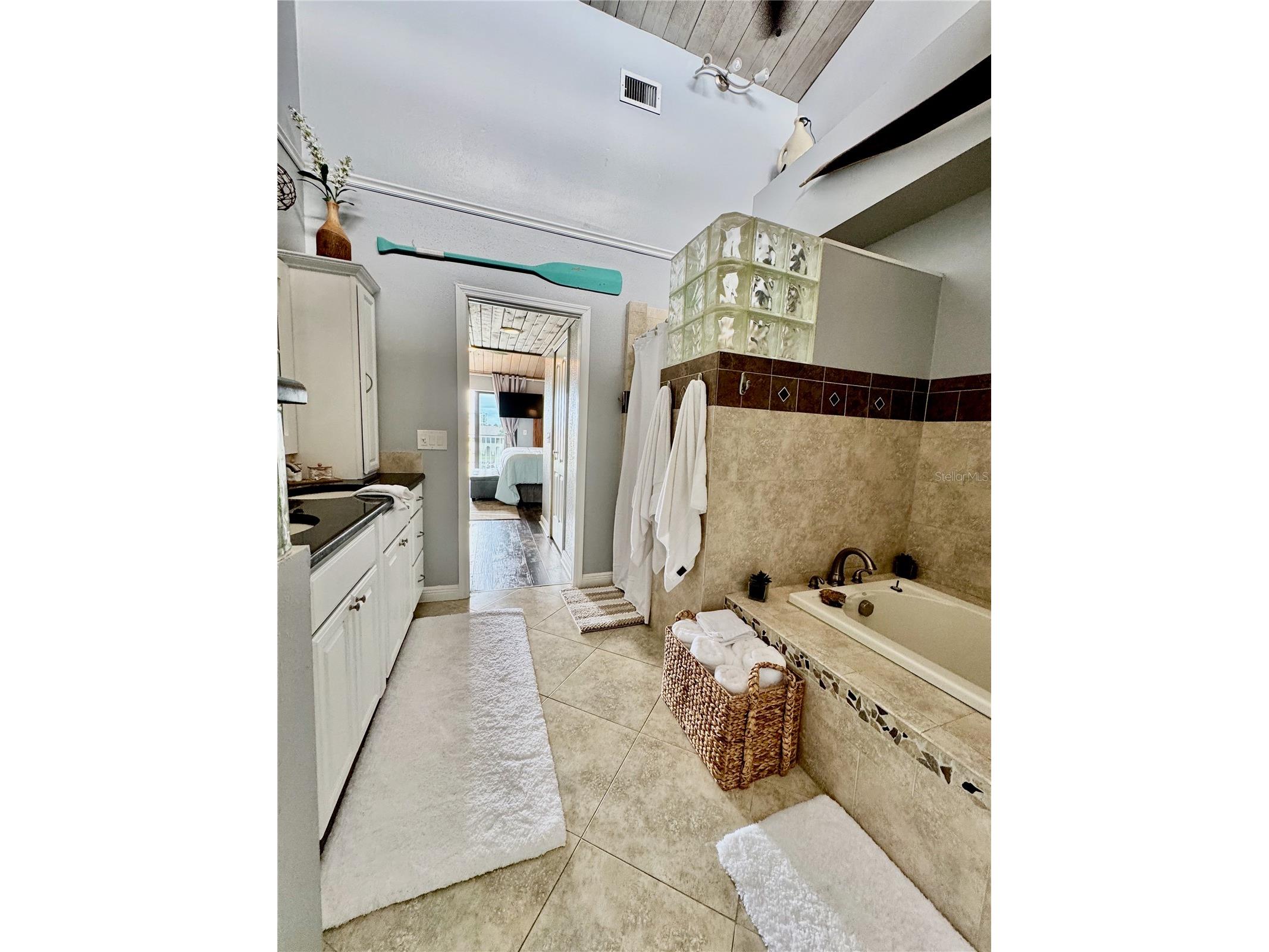 513 Haven Point Drive Treasure Island FL 33706 - BOCA CIEGA BAY TB8498189 image48