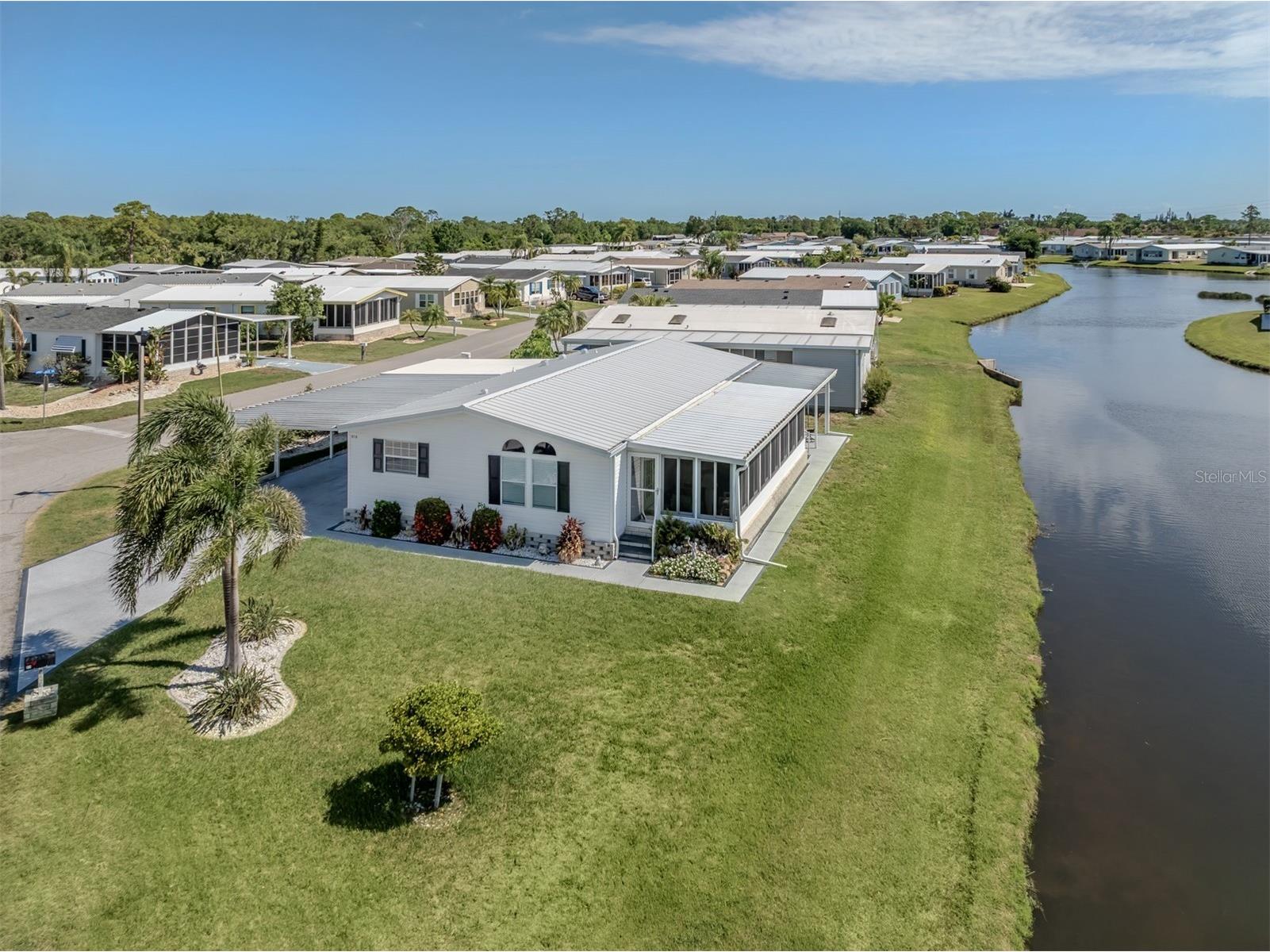 513 Landsedge Drive North Port FL 34287 - SNOOK LAKE N6144071 image1