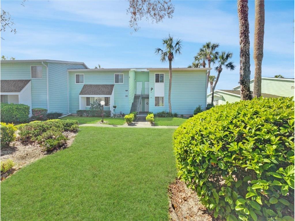 513 Midway Drive #B Ocala FL 34472 - LAKE SPARKLE OM697187 image1