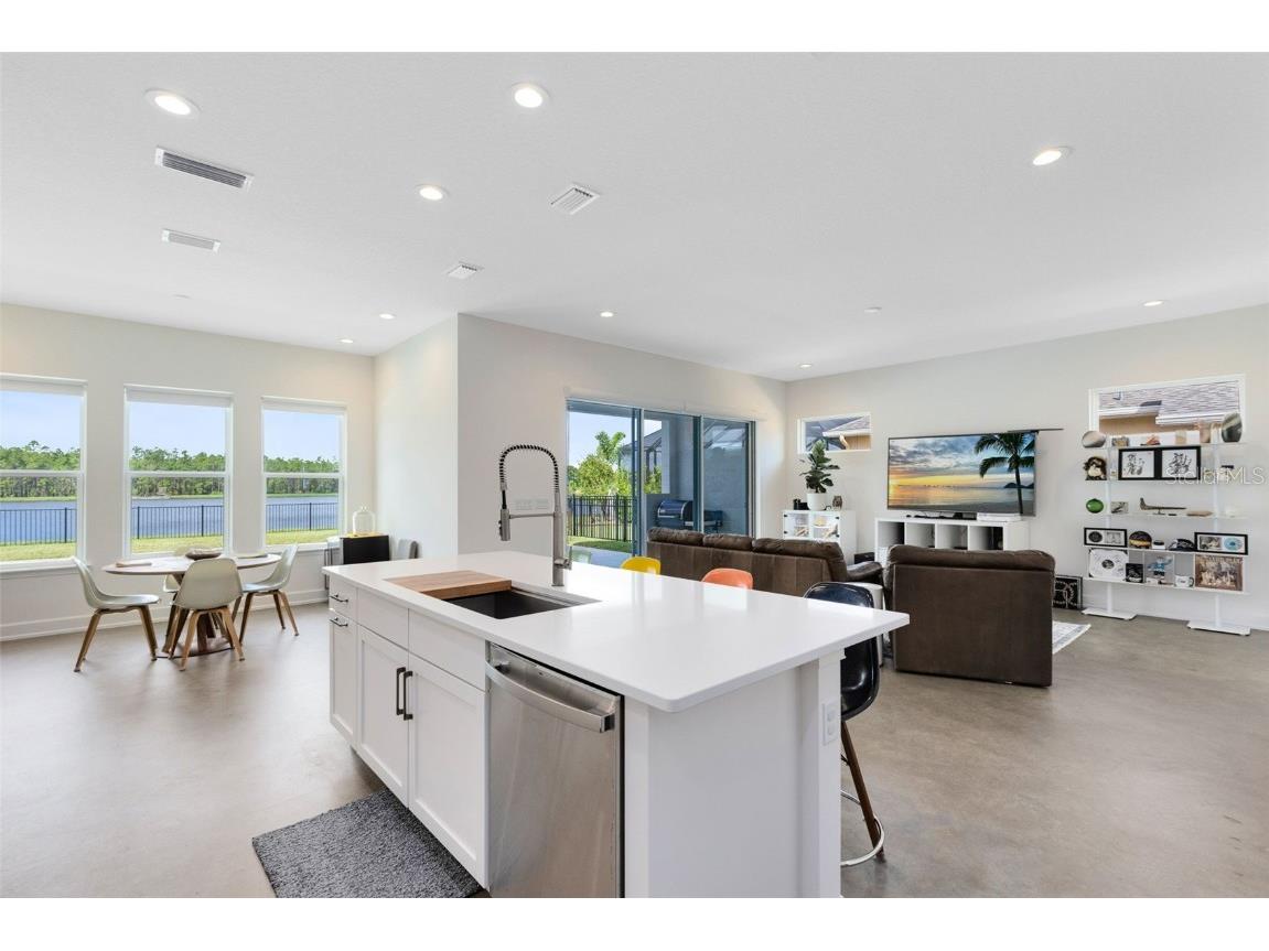 513 Mosaic Boulevard Daytona Beach FL 32124 O6350994 image11