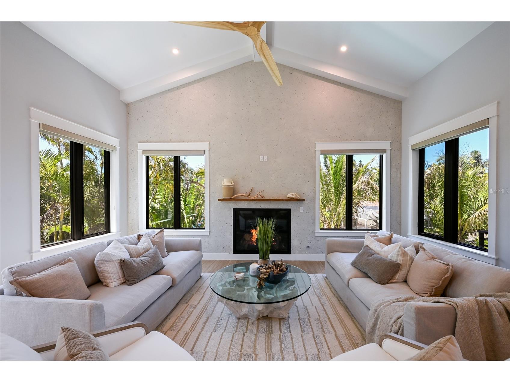 513 N Bay Boulevard Anna Maria FL 34216 A4691979 image10