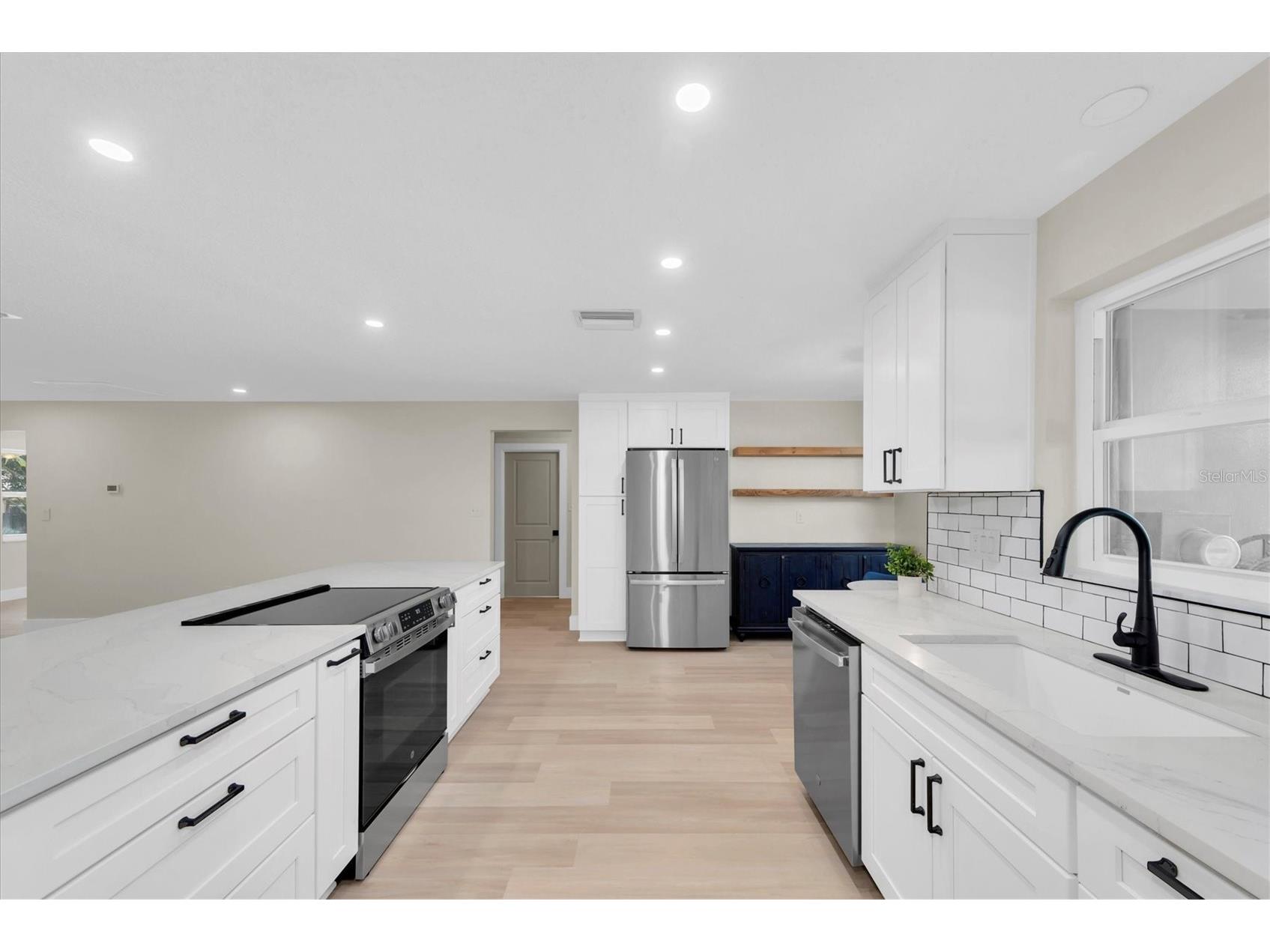 513 Oakwood Boulevard Oldsmar FL 34677 TB8452178 image12