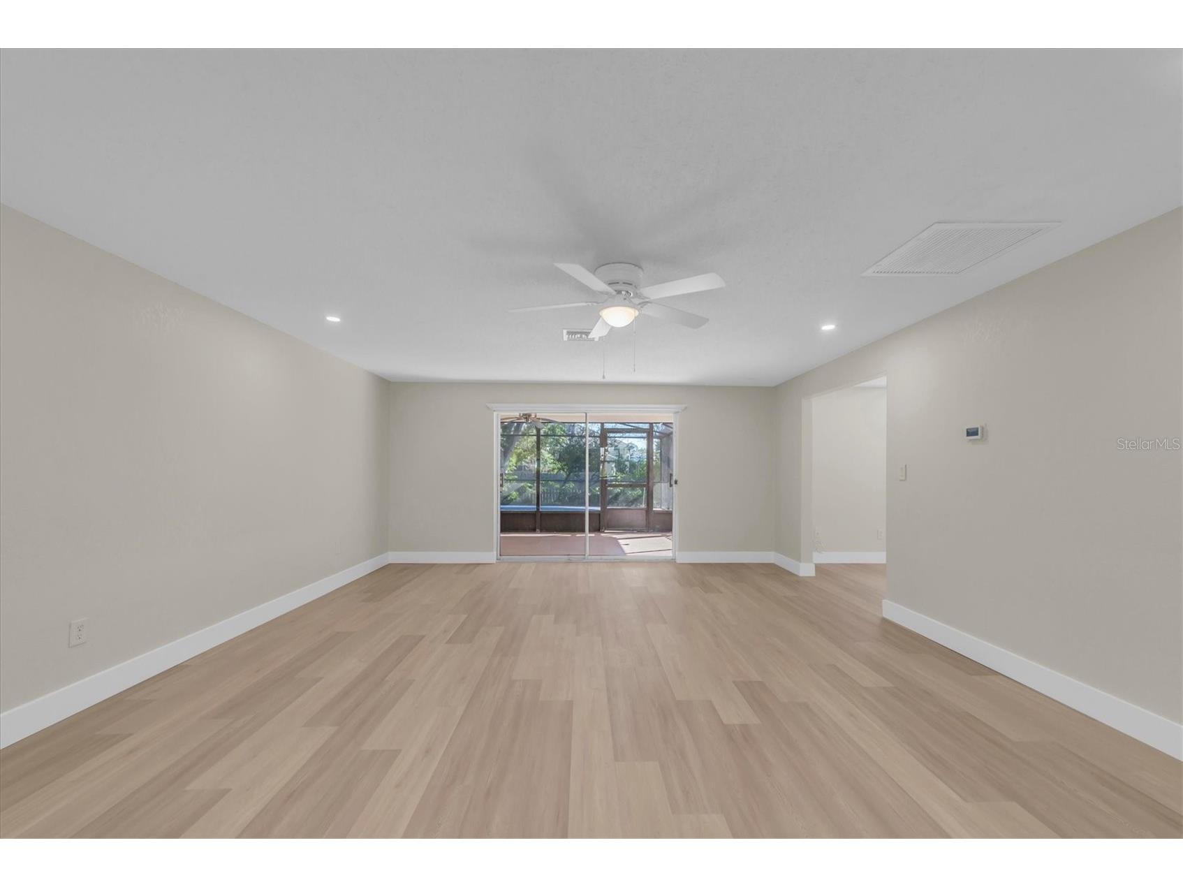 513 Oakwood Boulevard Oldsmar FL 34677 TB8452178 image15