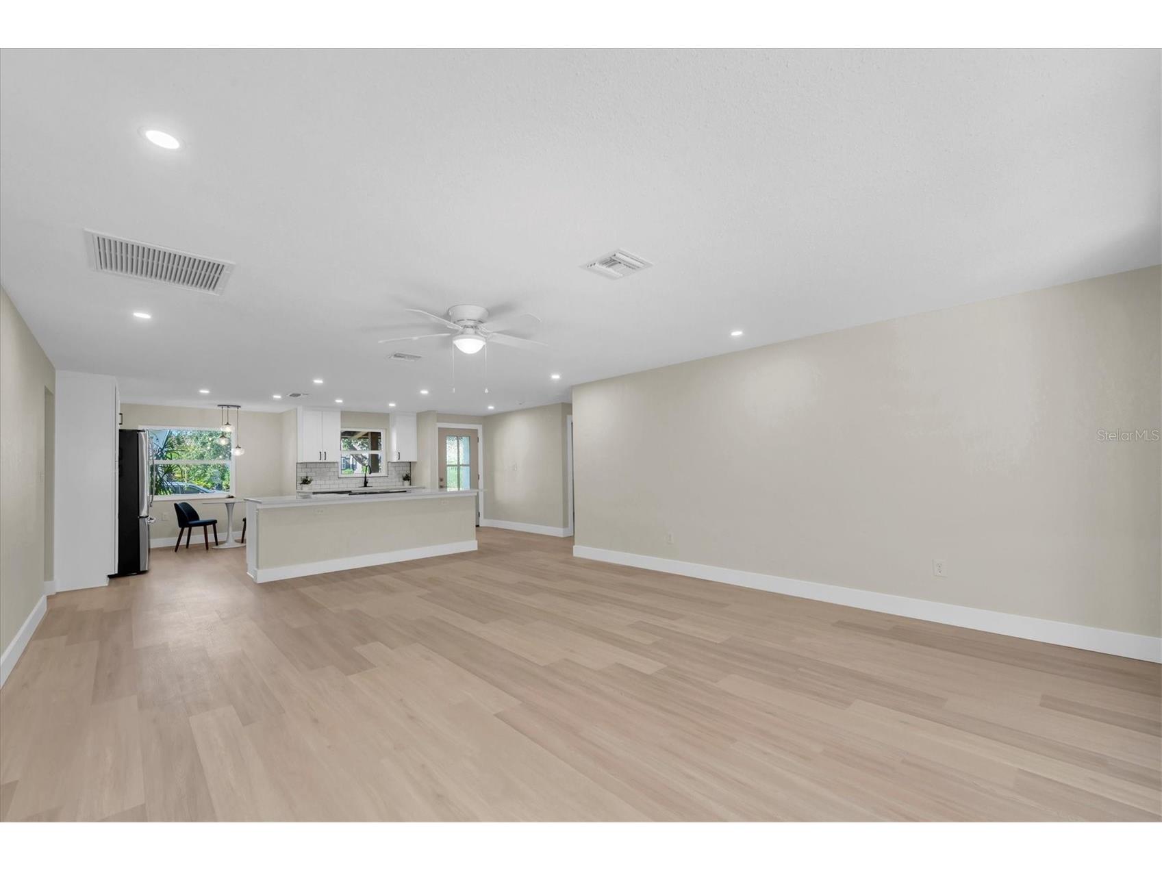 513 Oakwood Boulevard Oldsmar FL 34677 TB8452178 image18