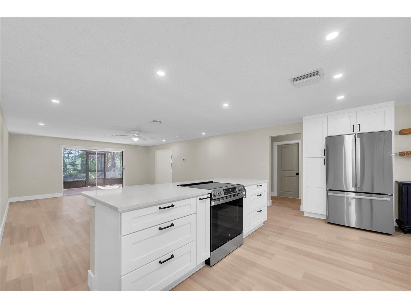 513 Oakwood Boulevard Oldsmar FL 34677 TB8452178 image9