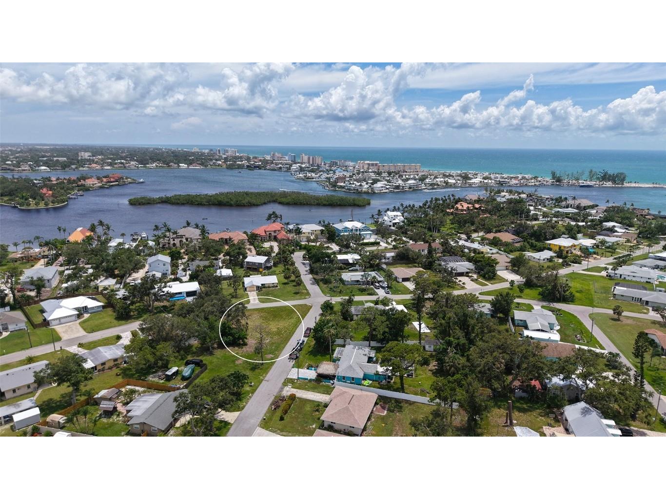 513 Pine Road Nokomis FL 34275 A4659752 image8