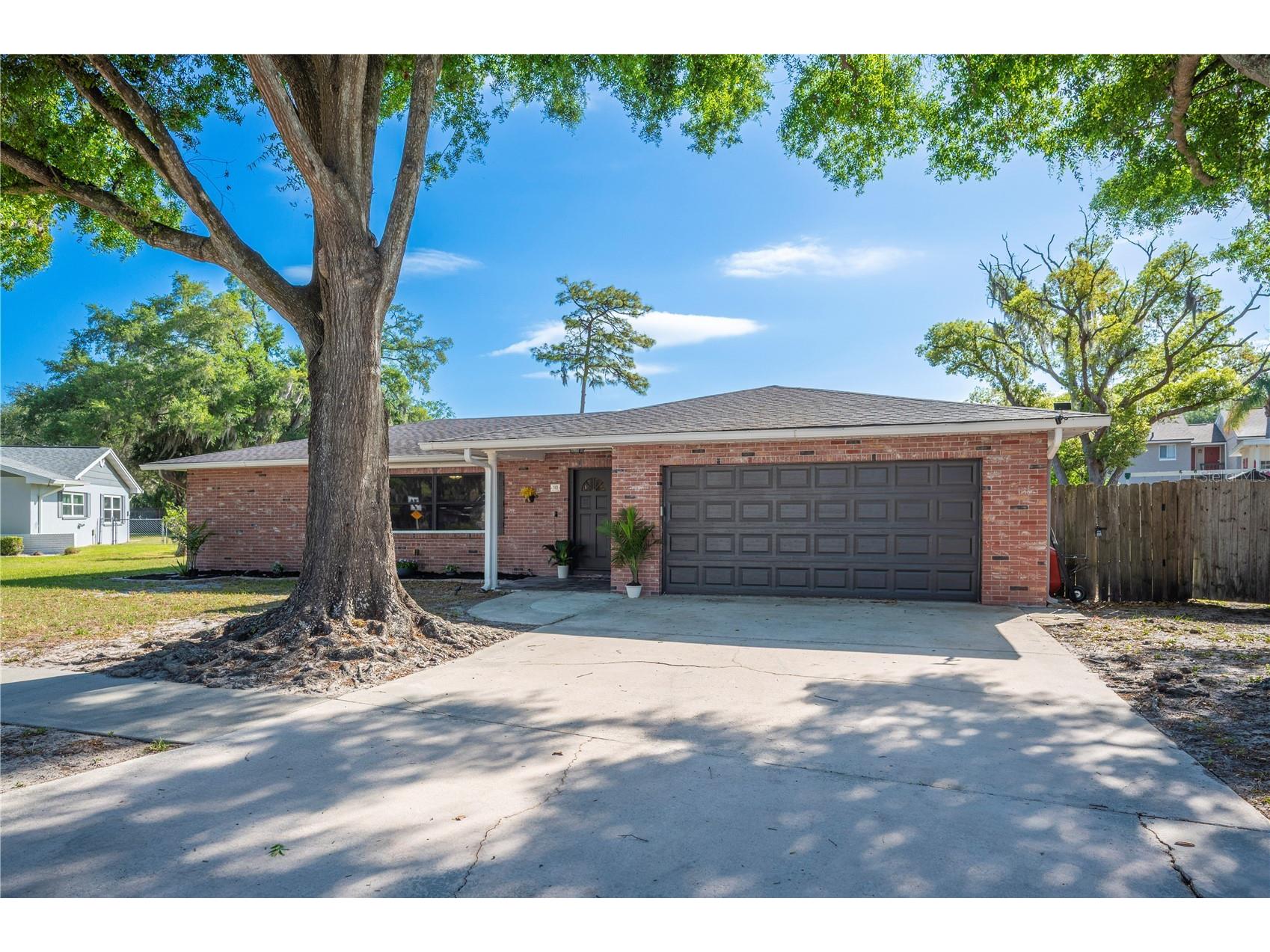 513 Queens Loop N Lakeland FL 33803 L4959446 image1