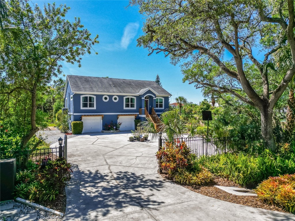 513 S 58th Street Tampa FL 33619 - PALM RIVER T3518127 image1