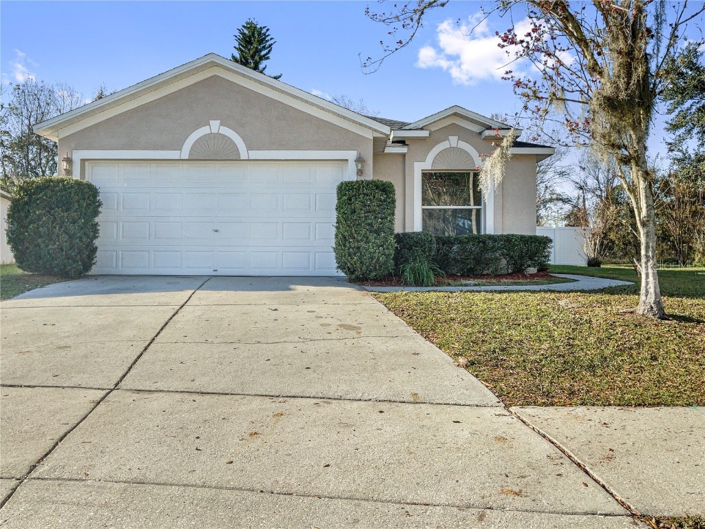 513 Scarlet Maple Court Plant City FL 33563 O6082421 image1