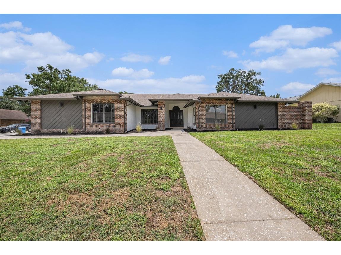 513 Sportsman Park Drive Seffner FL 33584 TB8401912 image1