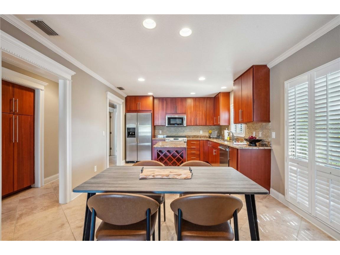 513 Suwanee Circle Tampa FL 33606 TB8342113 image32