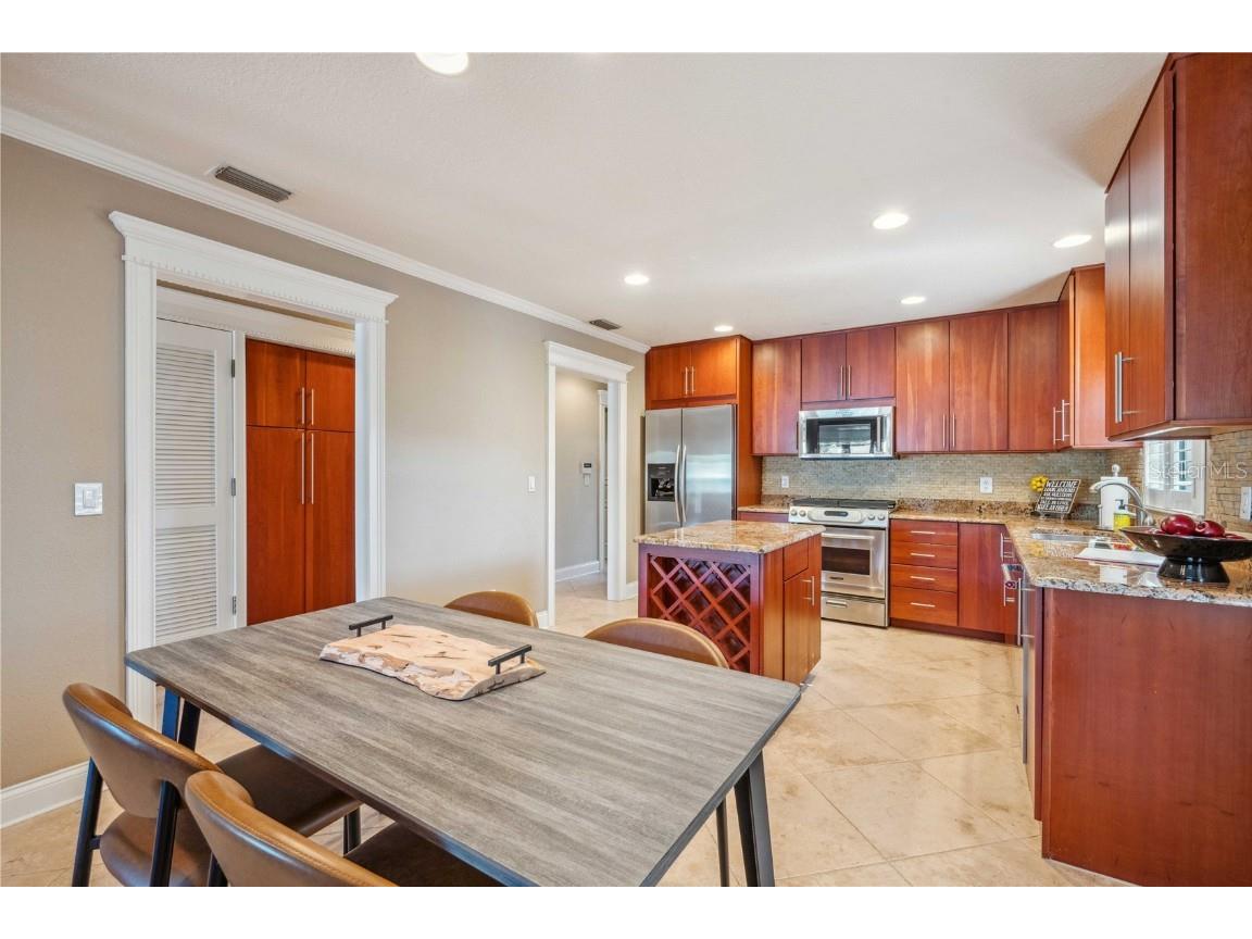 513 Suwanee Circle Tampa FL 33606 TB8342113 image33