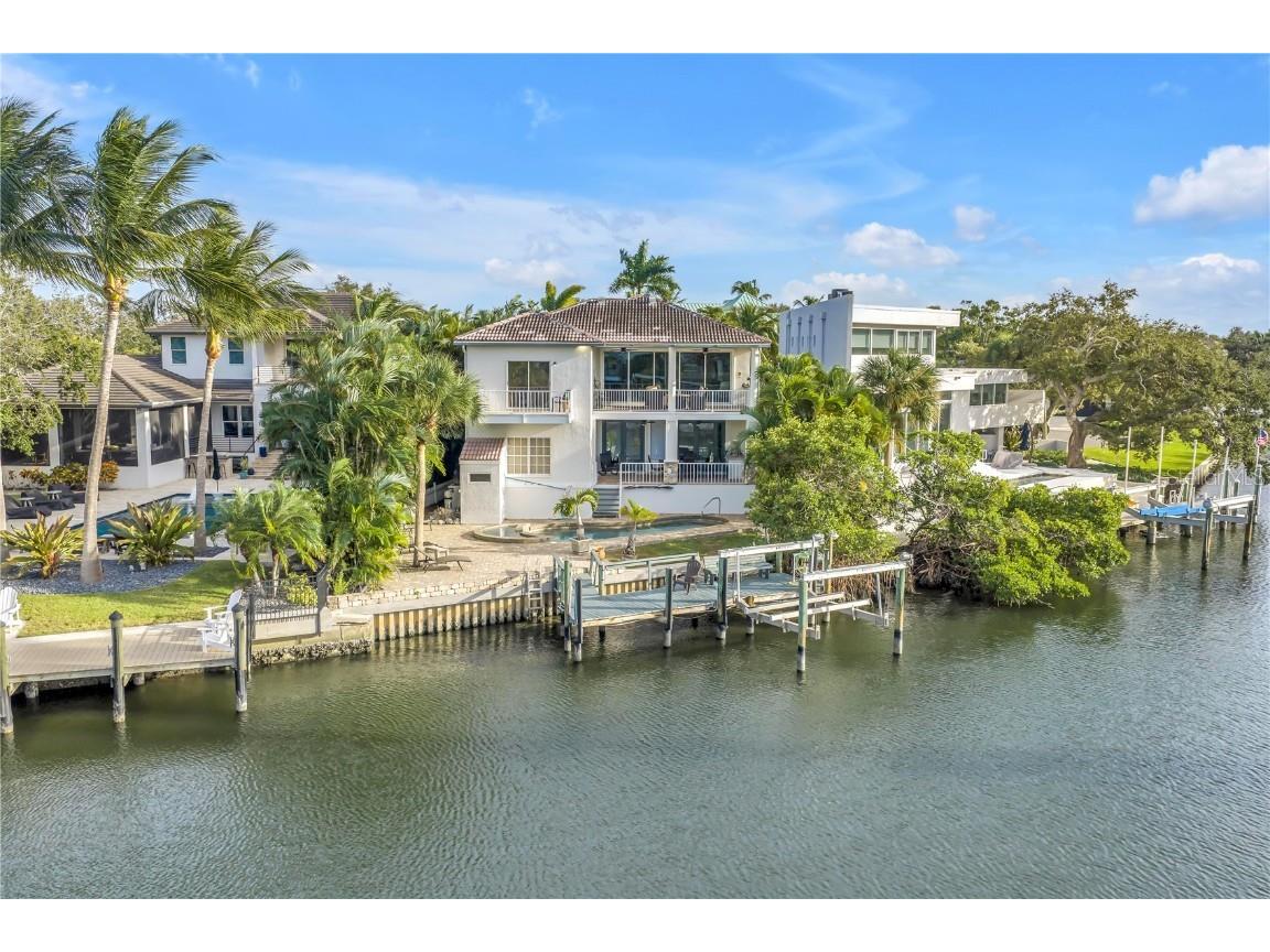 513 Venice Lane Sarasota FL 34242 A4671178 image2