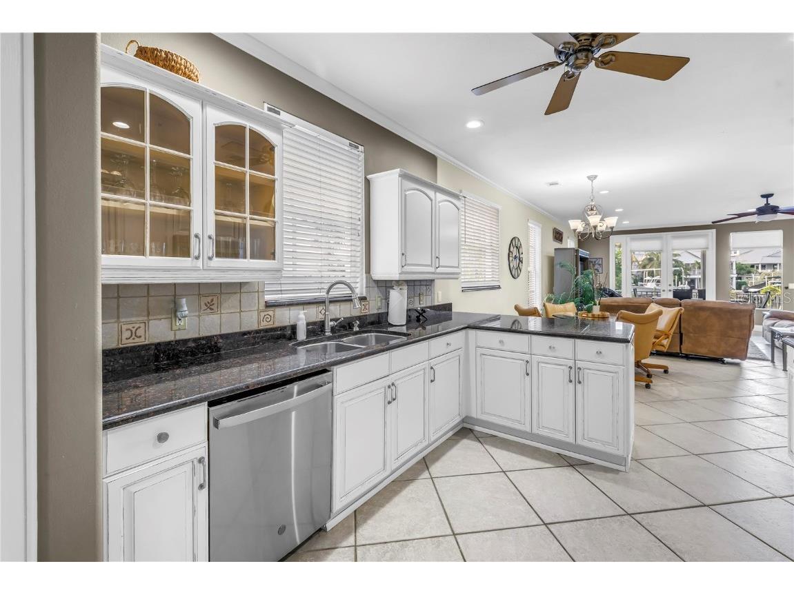 513 Venice Lane Sarasota FL 34242 A4671178 image24