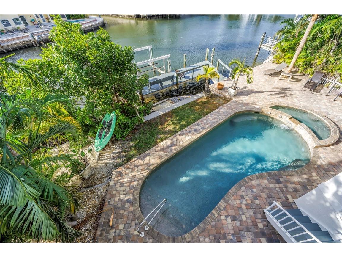 513 Venice Lane Sarasota FL 34242 A4671178 image56