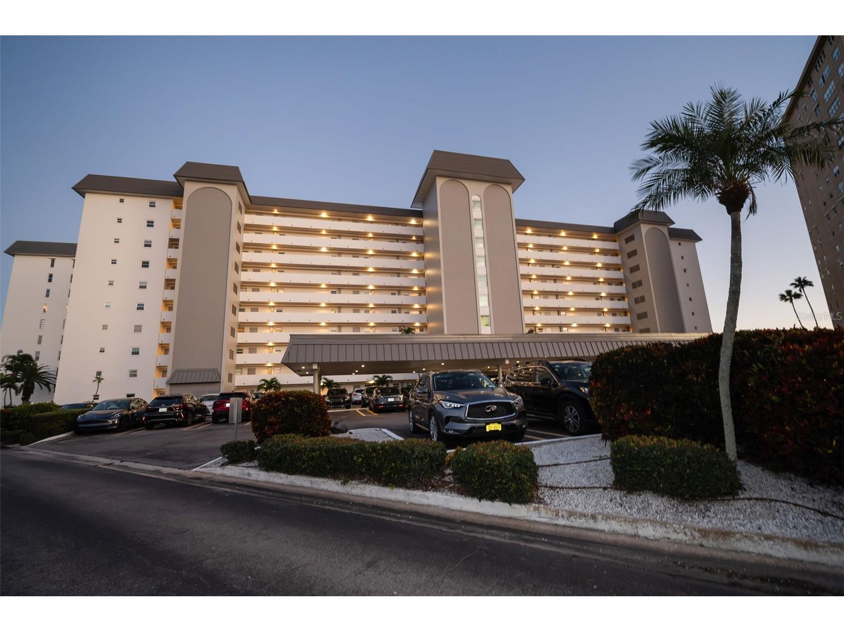 5130 Brittany Drive S #202 Saint Petersburg FL 33715 TB8514342 image1