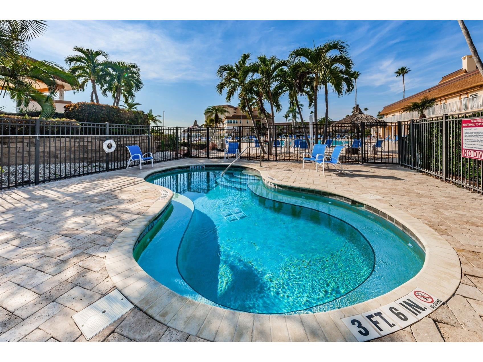 5130 Brittany Drive S #202 Saint Petersburg FL 33715 TB8514342 image16