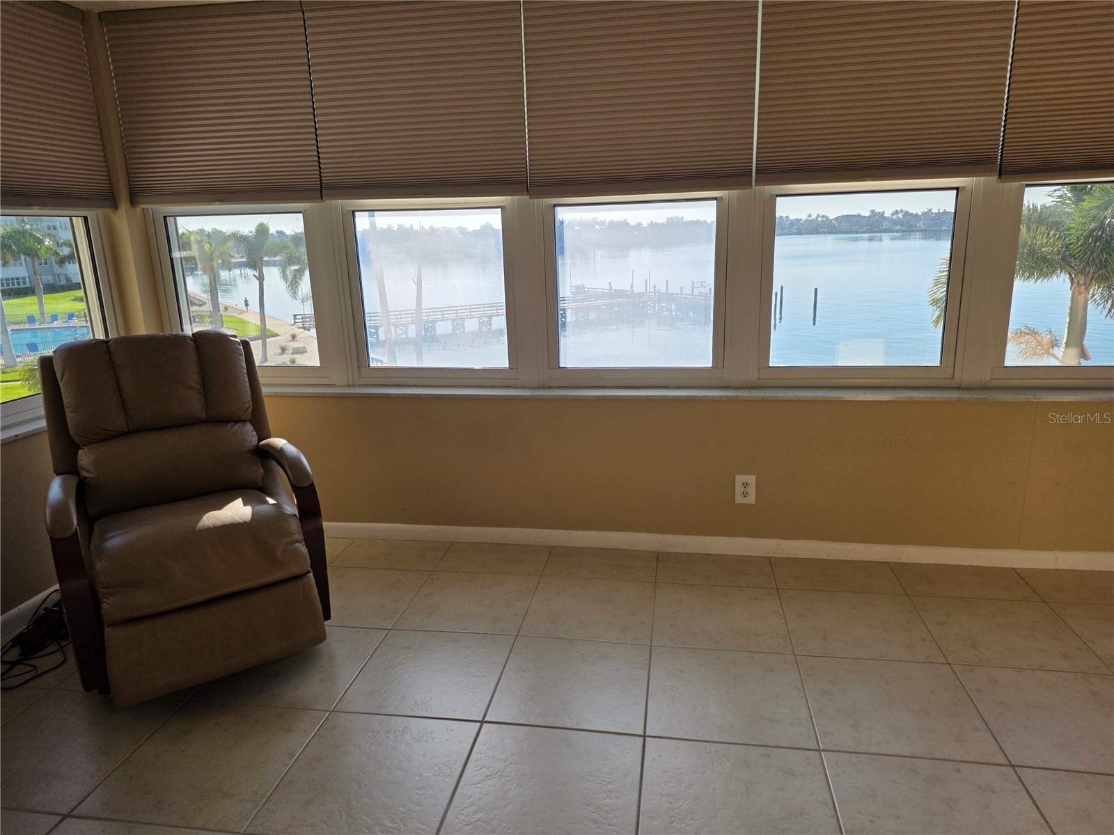 5130 Brittany Drive S #301 Saint Petersburg FL 33715 TB8487038 image27