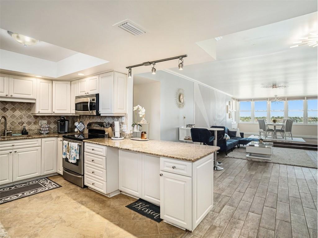 5130 Brittany Drive S #507 Saint Petersburg FL 33715 TB8441846 image15