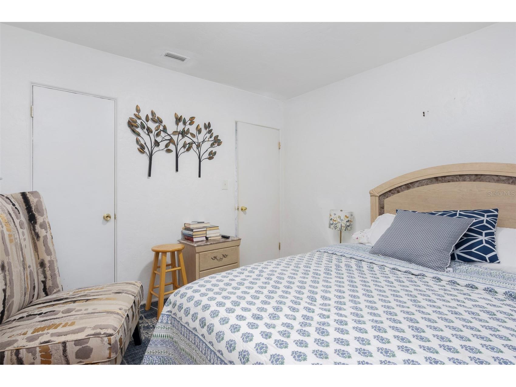 5130 Burlington Avenue N Saint Petersburg FL 33710 TB8528401 image15