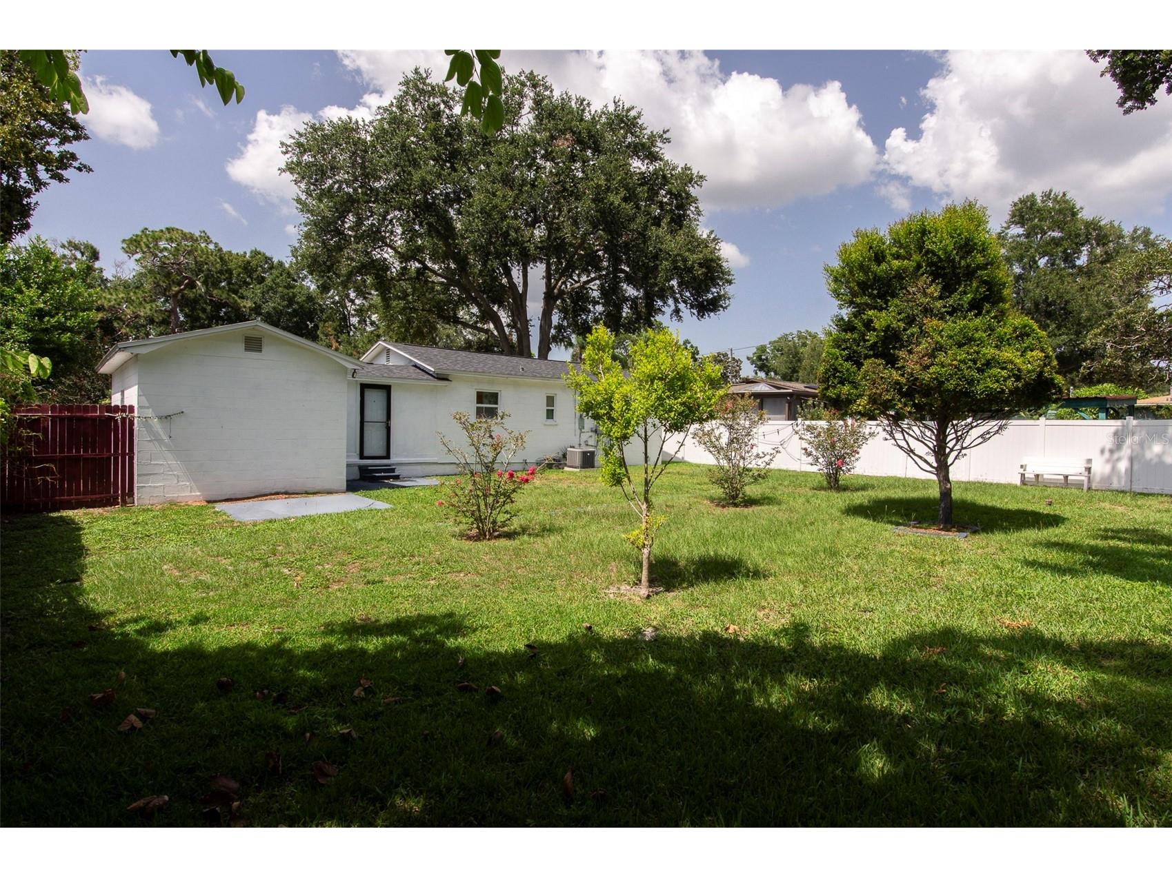 5130 Burlington Avenue N Saint Petersburg FL 33710 TB8528401 image22