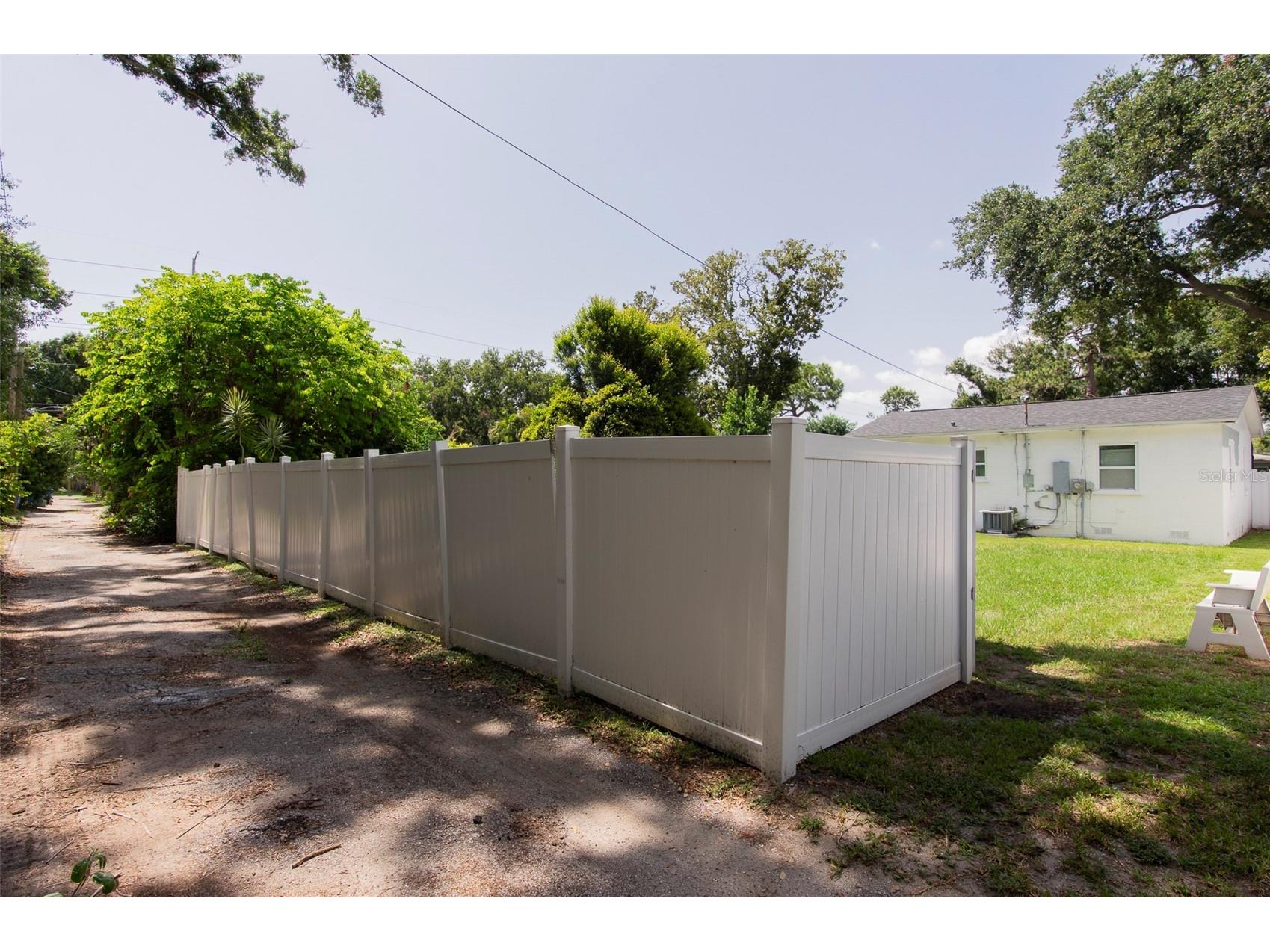 5130 Burlington Avenue N Saint Petersburg FL 33710 TB8528401 image24