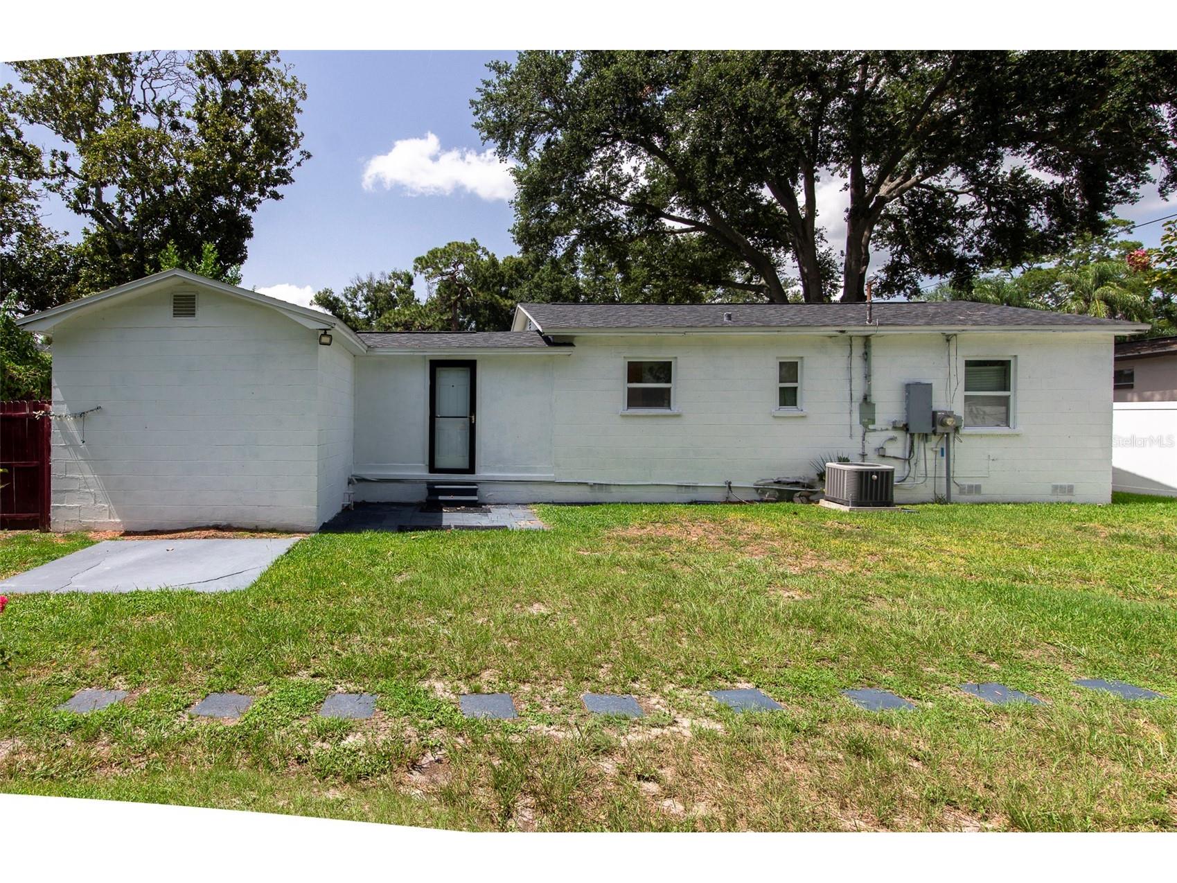 5130 Burlington Avenue N Saint Petersburg FL 33710 TB8528401 image27