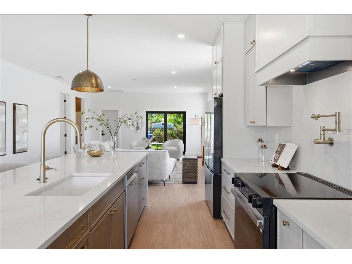 5130 Dartmouth Avenue N Saint Petersburg FL 33710 TB8475944 image19