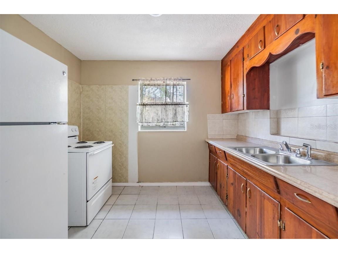 5130 Dr Martin Luther King Jr St S Saint Petersburg FL 33705 TB8342126 image12