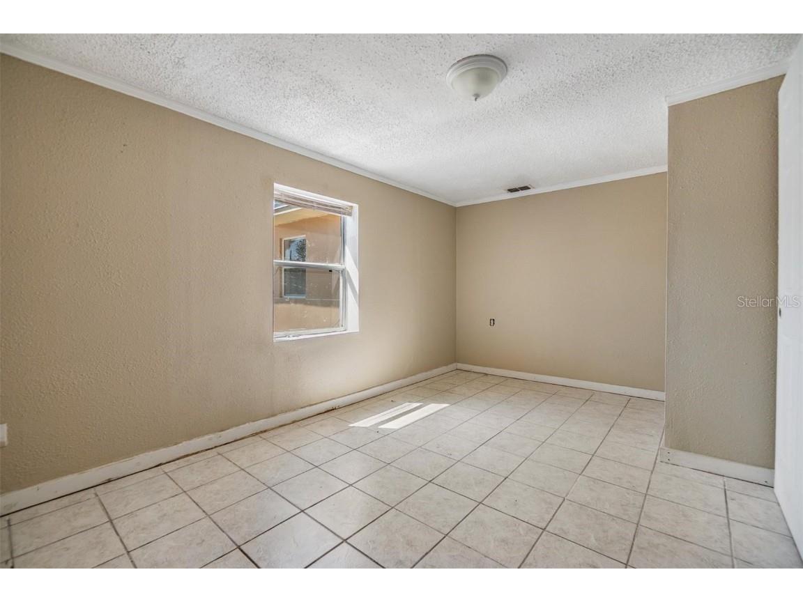 5130 Dr Martin Luther King Jr St S Saint Petersburg FL 33705 TB8342126 image22