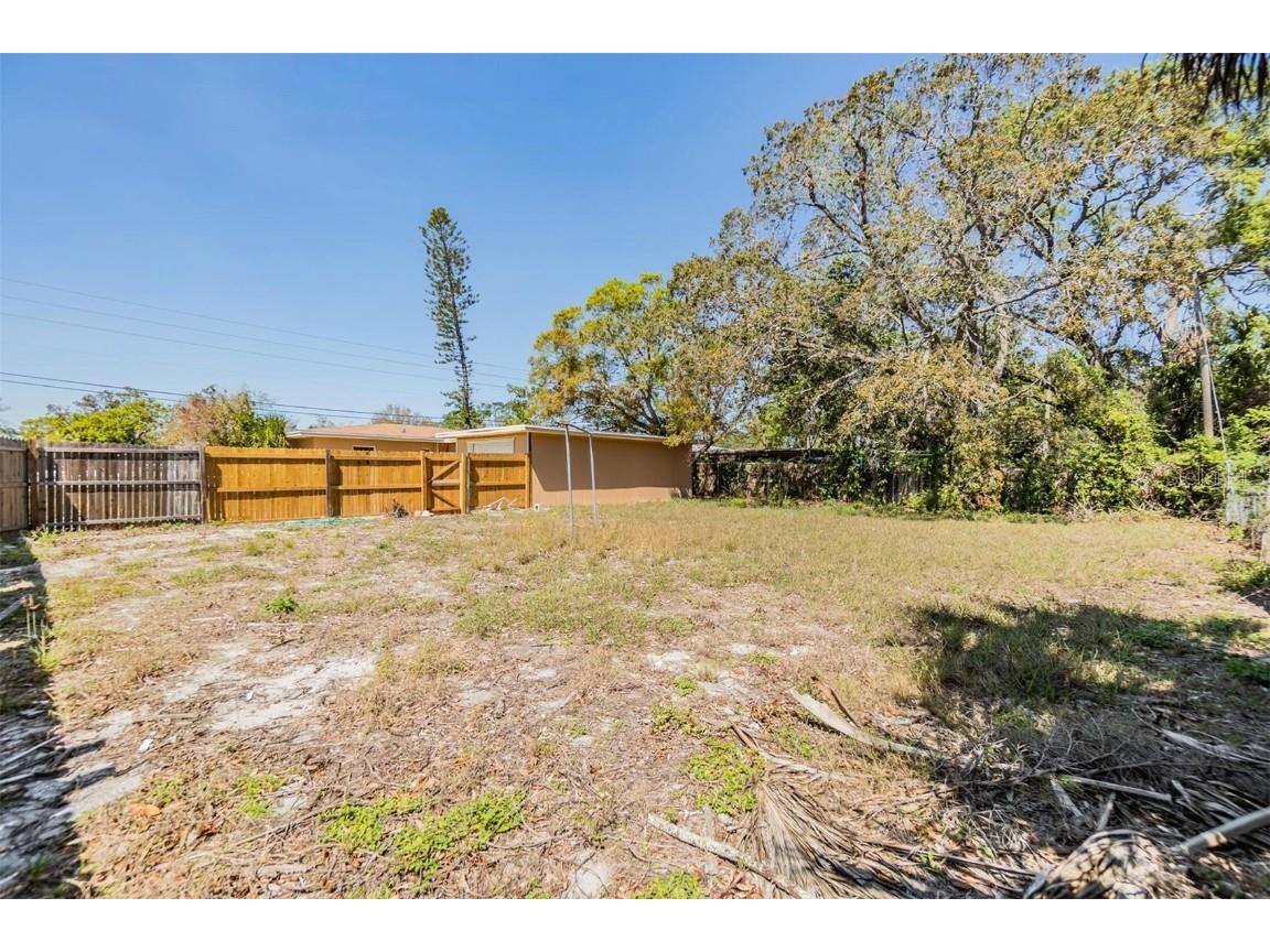 5130 Dr Martin Luther King Jr St S Saint Petersburg FL 33705 TB8342126 image32