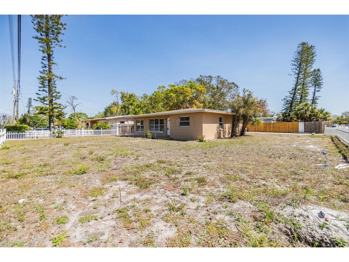 5130 Dr Martin Luther King Jr St S Saint Petersburg FL 33705 TB8342126 image42