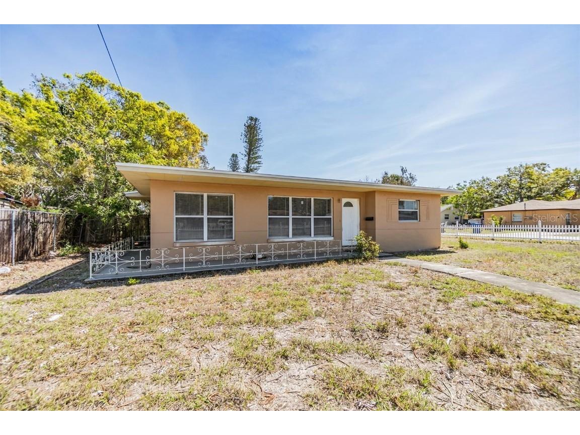 5130 Dr Martin Luther King Jr St S Saint Petersburg FL 33705 TB8342126 image43