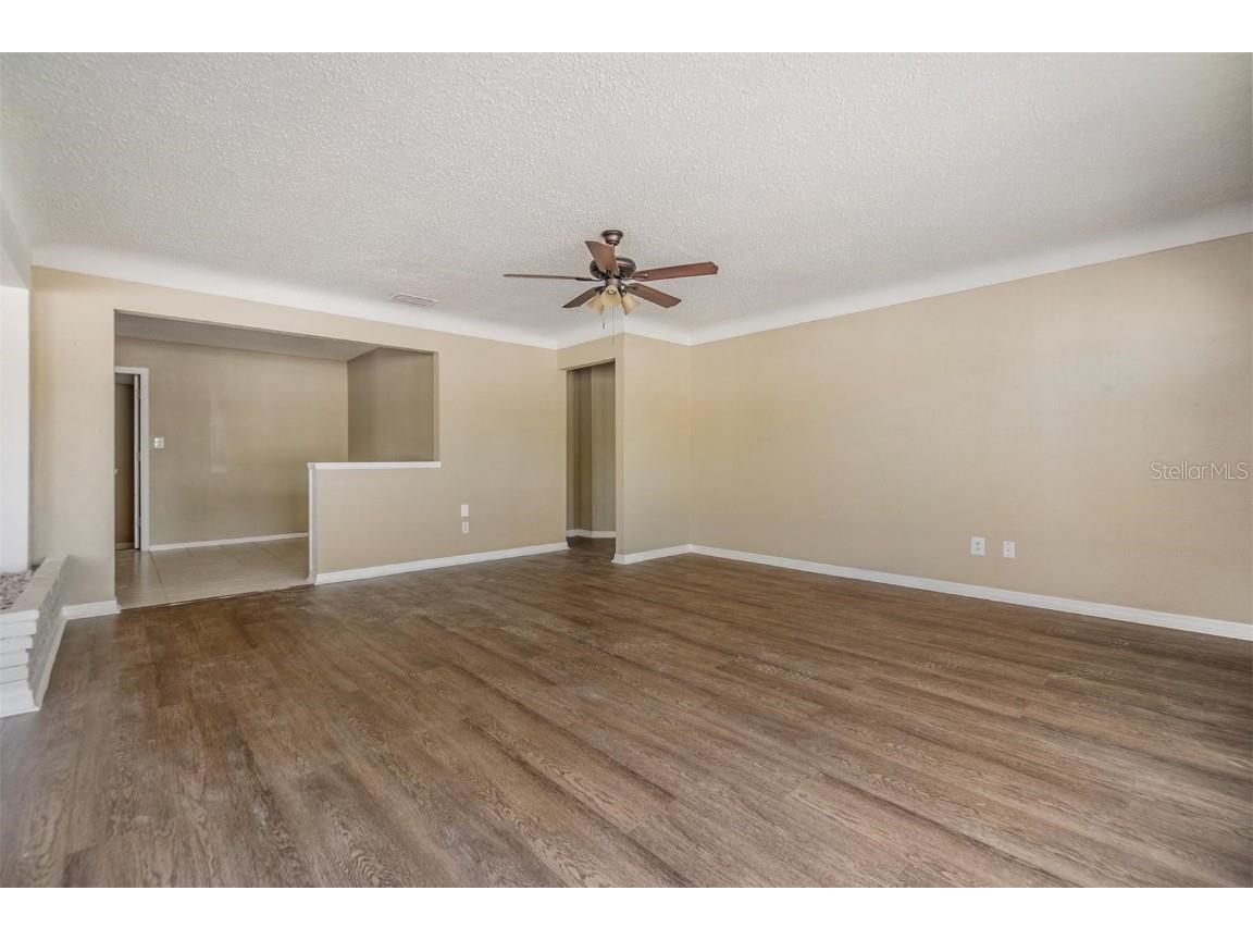 5130 Dr Martin Luther King Jr St S Saint Petersburg FL 33705 TB8342126 image7