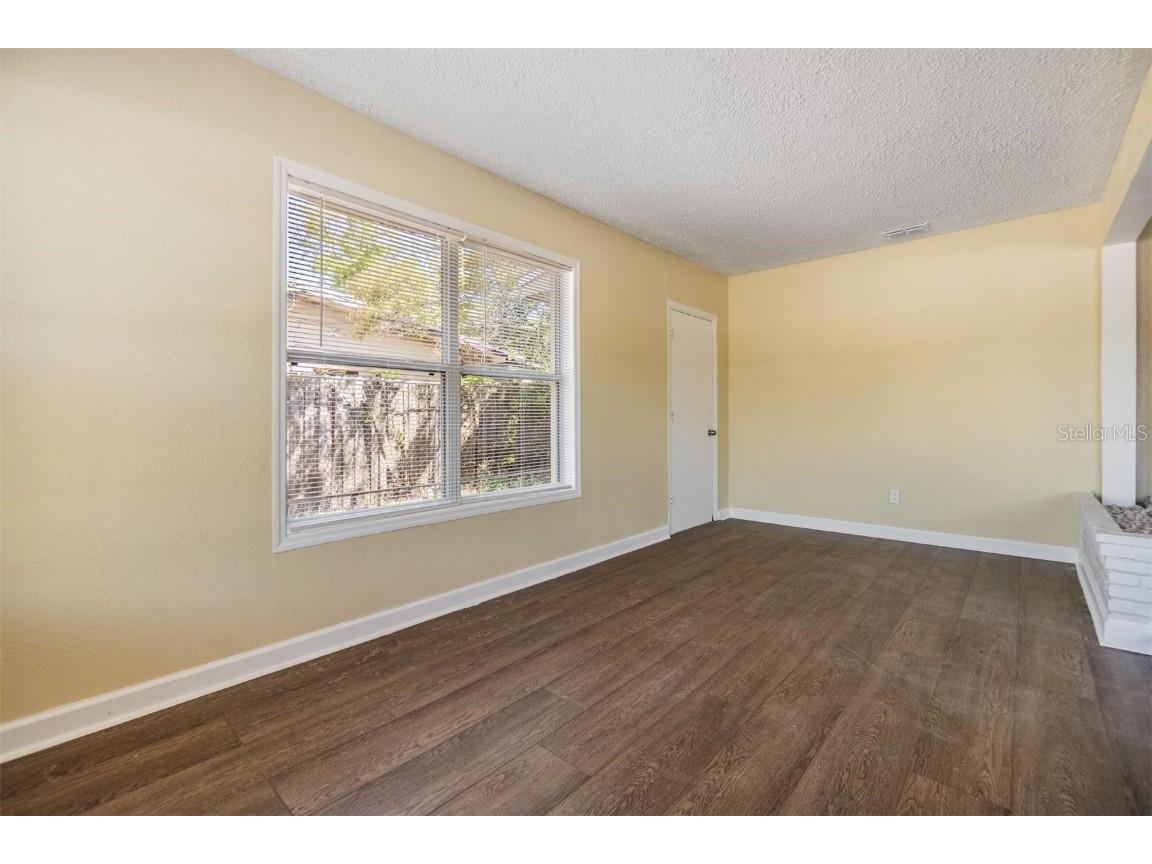 5130 Dr Martin Luther King Jr St S Saint Petersburg FL 33705 TB8342126 image8
