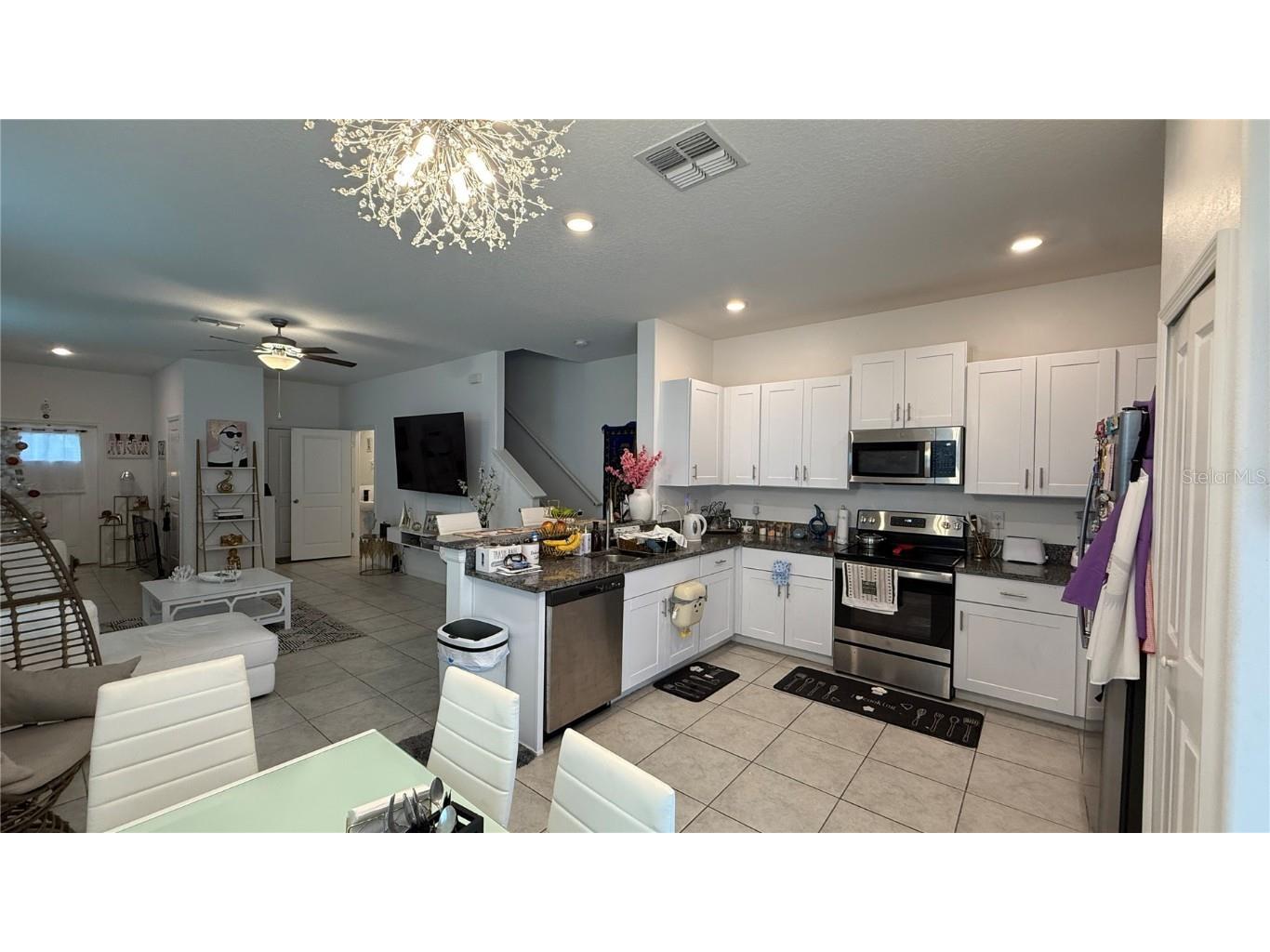 5131 Forum Boulevard Holiday FL 34690 TB8378701 image8