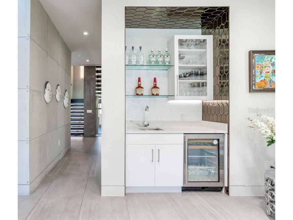 5131 W Neptune Way Tampa FL 33609 - CULBREATH BAYOU TB8436665 image13