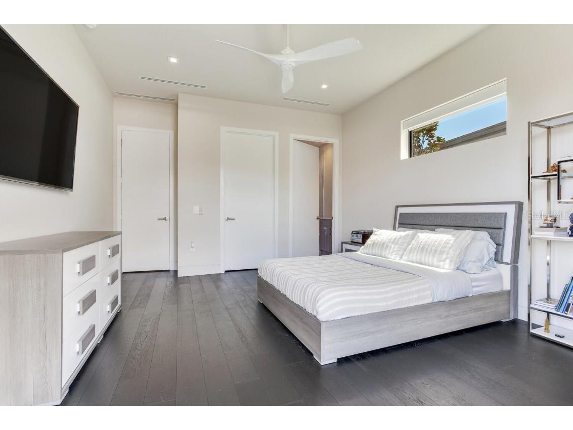 5131 W Neptune Way Tampa FL 33609 - CULBREATH BAYOU TB8436665 image37